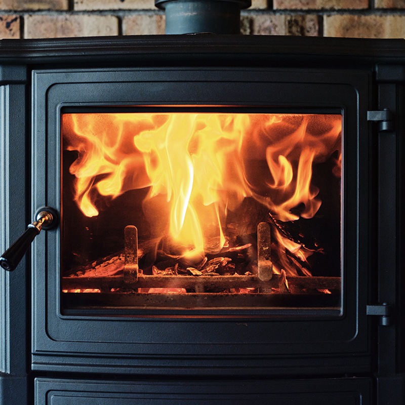 【ストーブ用薪】樫薪 生薪(長さ約 25cm) 約940kg(自社配達便 配達エリア 福岡・佐賀・長崎・大分・熊本 3本まで配達料同額です。)