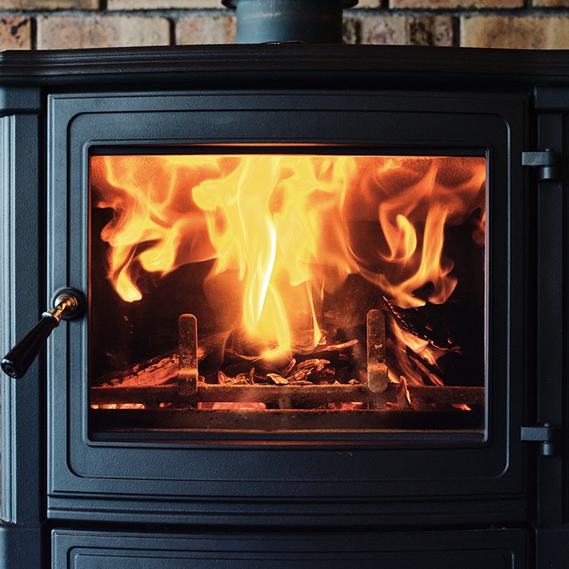 【ストーブ用薪】広葉樹MIX薪 生薪（長さ約 40cm） 約700kg（引き取り）