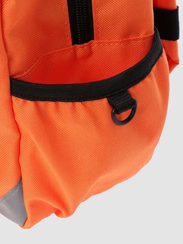 ずり落ちない！かまきりくんハーネス付きリュック　オレンジ