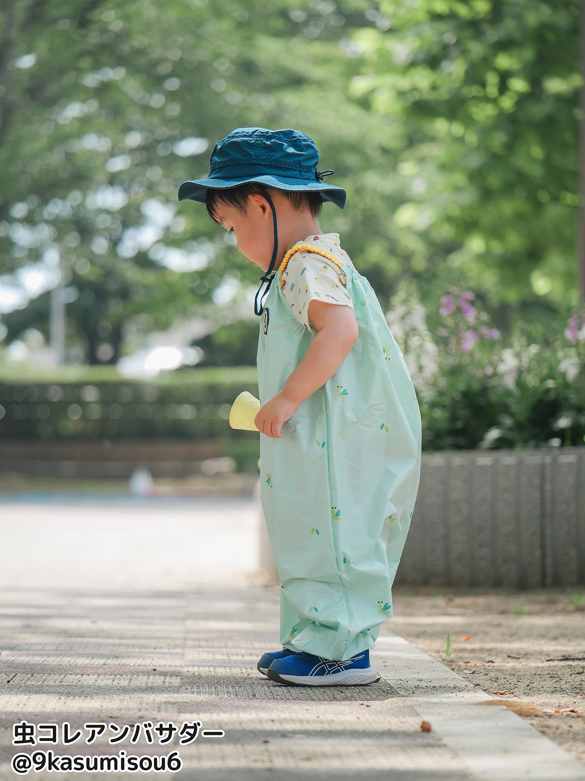 葉っぱに擬態？！かまきりくんプレイウェア スカイブルー