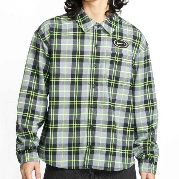 【NIKE SB】KOSTON FLANNEL BUTTON UP カラー：dark smoke grey/volt HV0257-070　ナイキ エスビー シャツ 長袖シャツ スケートボード スケボー SKATEBOARD