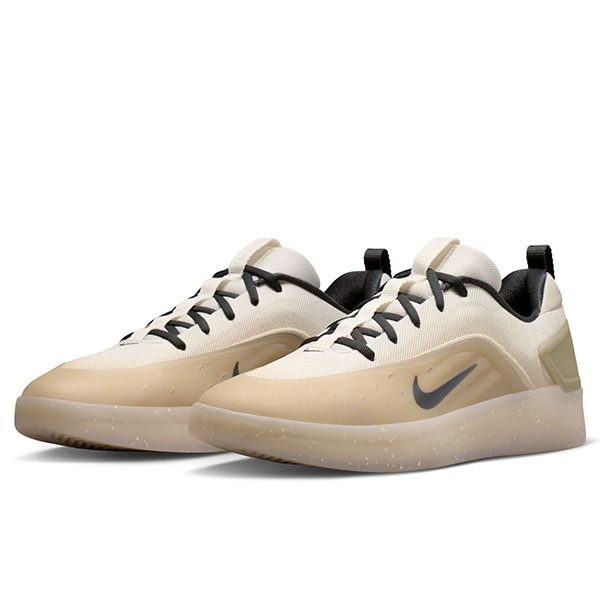 【NIKE SB】 ZOOM NYJAH 4 カラー：desert khaki/dark smoke grey FQ1273-200　ナイキ エスビー ナイジャ・ヒューストン　スケートボード スケボー シューズ 靴 スニーカー SKATEBOARD SHOES