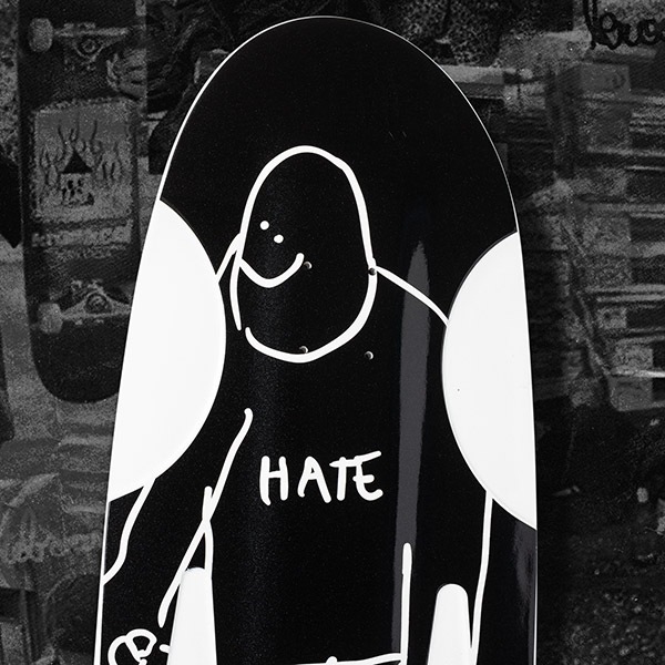 スケートボード KROOKED skateshop day BEAMER / 10.75 KROOKED x SKATE SHOP DAY 2025 LOVE/HATE BEAMER DECK (10.75 x