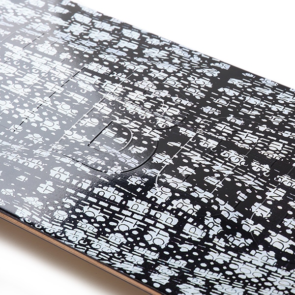 【TIGHTBOOTH】BLEEDING 8.25インチ　タイトブース スケートボード スケボー デッキ  SKATEBOARD DECK