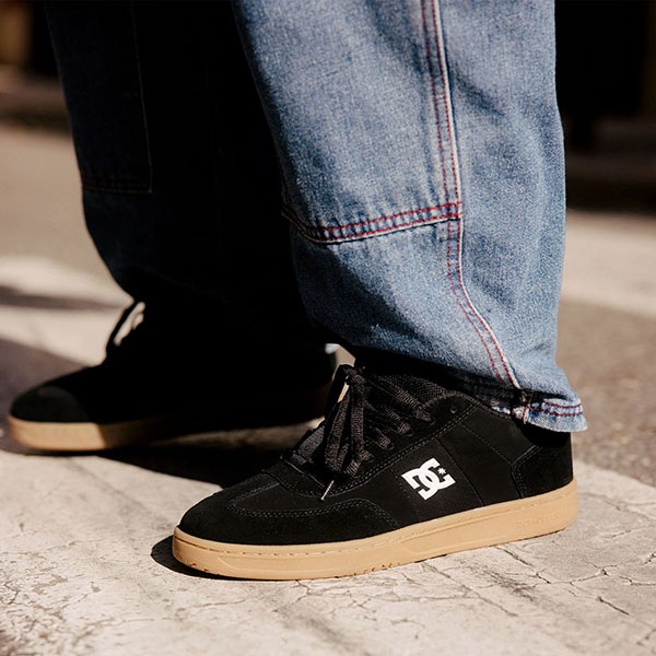 【DC Shoe】ASTRIX S カラー：black/white/gum(002)　ディーシー スケートボード スケボー シューズ 靴 スニーカー SKATEBOARD SHOES