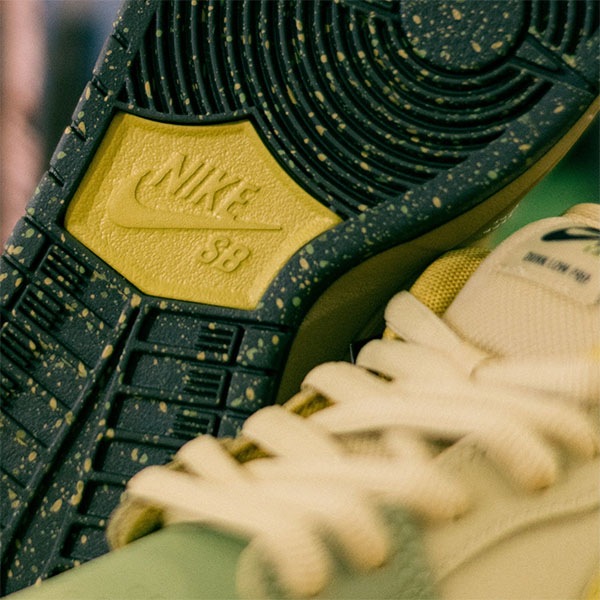 【NIKE SB】DUNK LOW PRO WC カラー：saffron quartz/saffron quartz IO0427-300　ナイキ エスビー ダンク エスビー スケートボード スケボー シューズ 靴 スニーカー SKATEBOARD SHOES