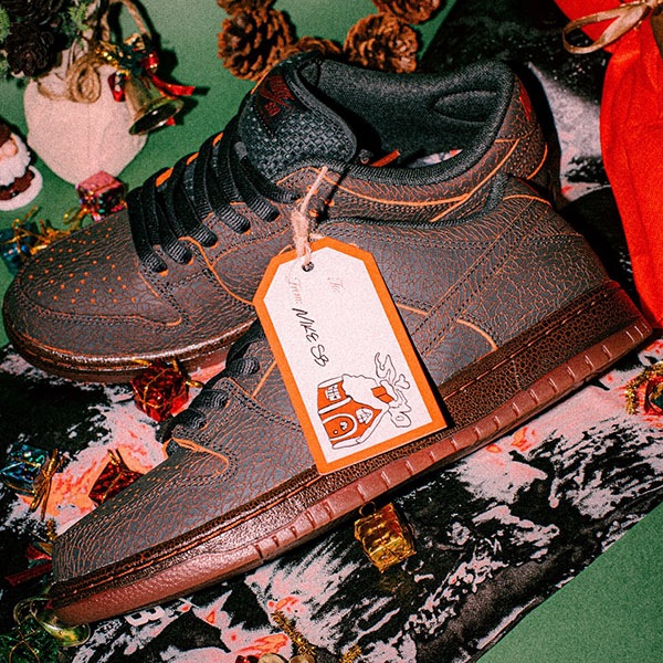 【NIKE SB】DUNK LOW PRO PREMIUM カラー： dk smoke grey/campfire orange HV1668-001　ナイキ エスビー ダンク エスビー スケートボード スケボー シューズ 靴 スニーカー SKATEBOARD SHOES