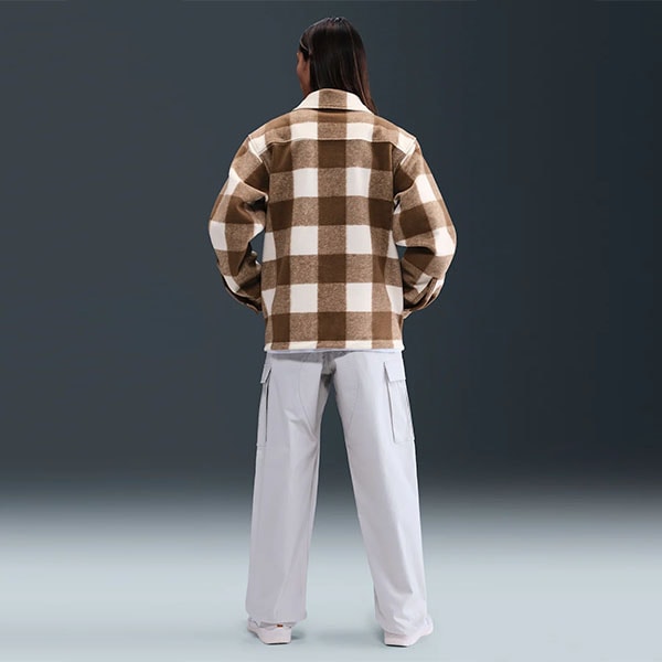 NIKE SB】ESSENTIAL SKATE SHIRTS JACKET カラー：sail/mosswood brown