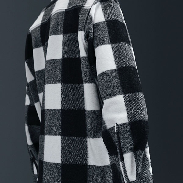 NIKE SB】ESSENTIAL SKATE SHIRTS JACKET カラー：white/black/white