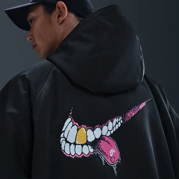 NIKE SB】SWOOSHGRIL SKATE JACKET カラー：black/black/white HV0265
