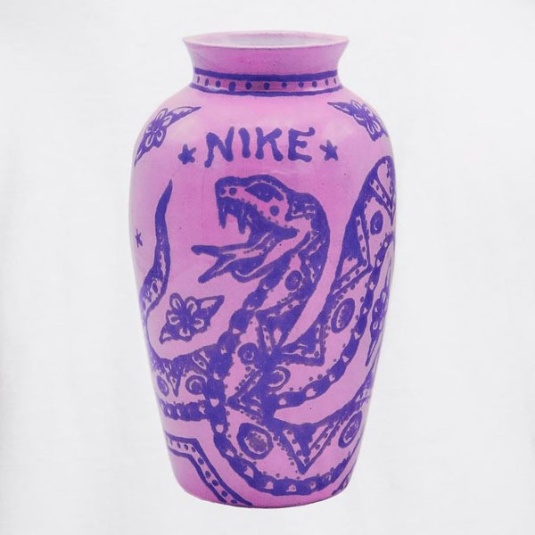 NIKE SB】VASE MAX90 SKATE S/S TEE カラー：white HV2202-100 ナイキ