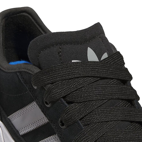 アディダス メンズ スニーカー スケシュー ライトブルー ホワイト ADIDAS SKATEBOARDING COURT TNS PREMIERE RT JQ1041 スエード スケートボードシューズ スケボーシューズ adidas skateboarding】COURT TNS PREMIERE RT JQ1040 カラー：core