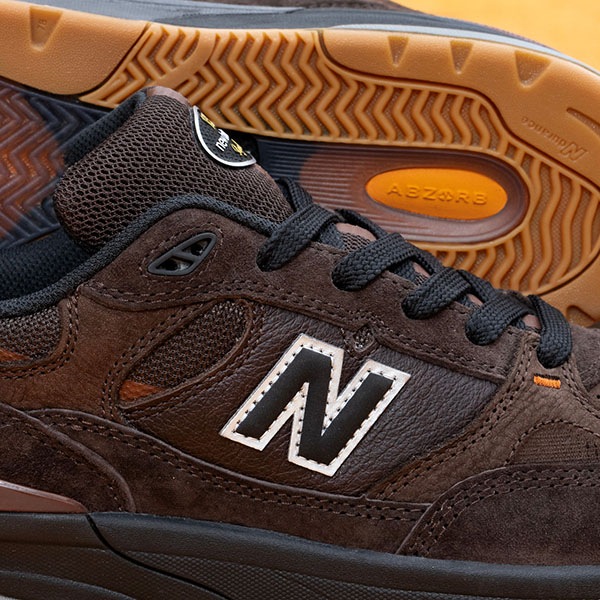 NEW BALANCE NUMERIC】Andrew Reynolds NM933 カラー：brown