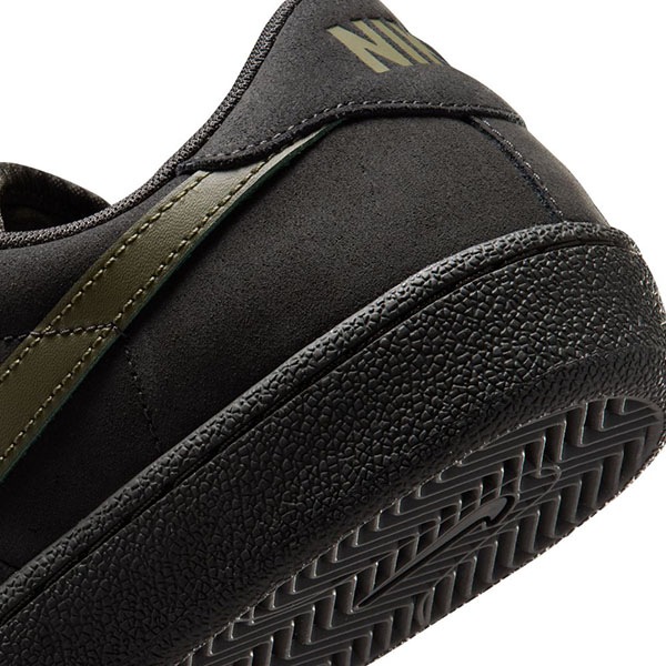 【NIKE SB】ZOOM TENNIS CLASSIC カラー：deep pewter/medium olive HF7386-200 　ナイキ エスビー スケートボード スケボー シューズ 靴 スニーカー SKATEBOARD SHOES