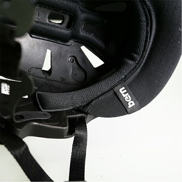 【BERN】NINO 2.0 カラー：matte black バーン ヘルメットキッズ 子供 HELMET プロテクター  スケートボード スケボー SKATEBOARD