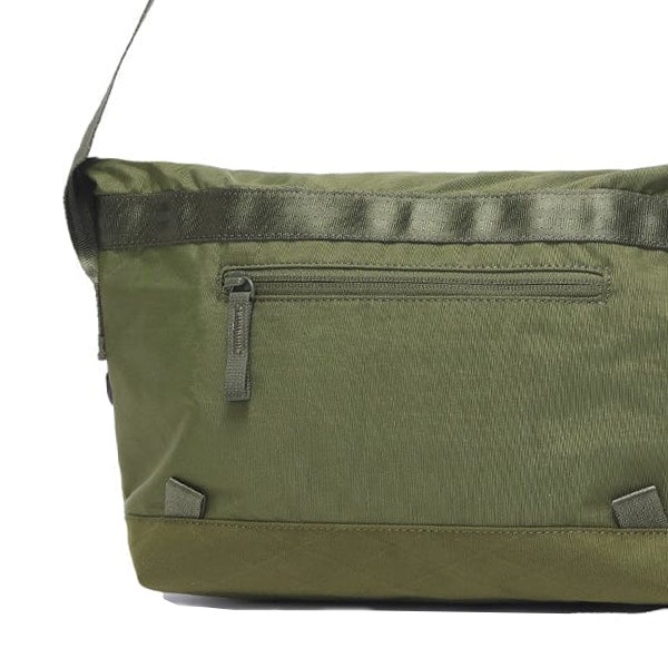 CHROME】COURIER FLAP MESSENGER -6L- カラー：moss クローム バッグ