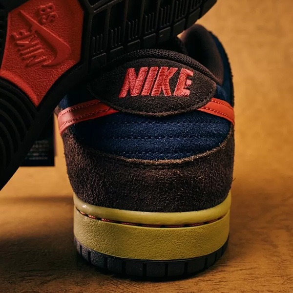 NIKE SB】DUNK LOW PROカラー：baroque brown/adobe HQ1625-200 ナイキ