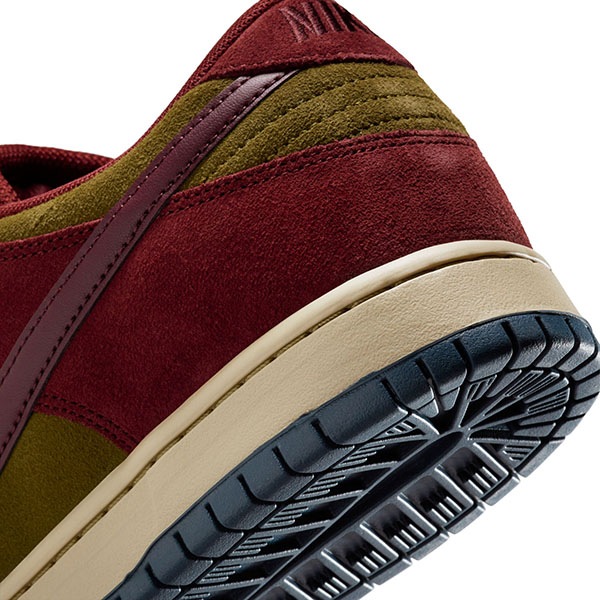 【新品未使用】NIKE 赤 スケートボードウェア SB DUNK 2XL Nike SB Dunk High Pro Future Court 