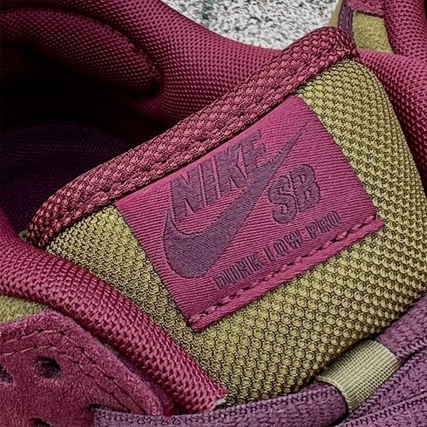 【NIKE SB】DUNK LOW PRO カラー:dark team red/burgundy crush HQ1625-600 ナイキ エスビー ダンク エスビー スケートボード スケボー シューズ 靴 スニーカー SKATEBOARD SHOES