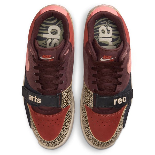 NIKE SB×Arts-Rec】AIR TRAINER 1 QS カラー：limestone/pink