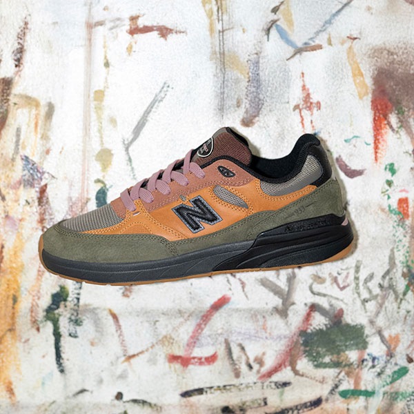 Mike Gigliotti x NEW BALANCE NUMERIC】Andrew Reynolds NM933 カラー