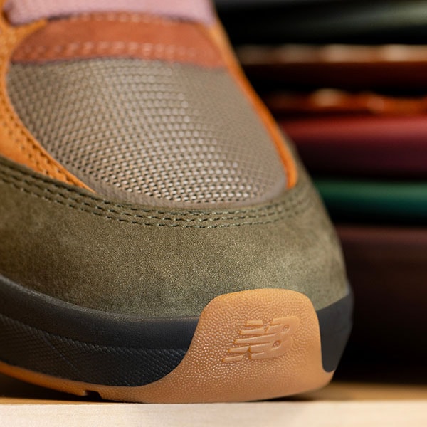 【Mike Gigliotti x NEW BALANCE NUMERIC】Andrew Reynolds NM933 カラー:true brown with candy pink ニューバランス ヌメリック アンドリュー・レイノルズ マイク・ジリオッティ スケートボード スケボー シューズ 靴 スニーカー SKATEBOARD SHOES