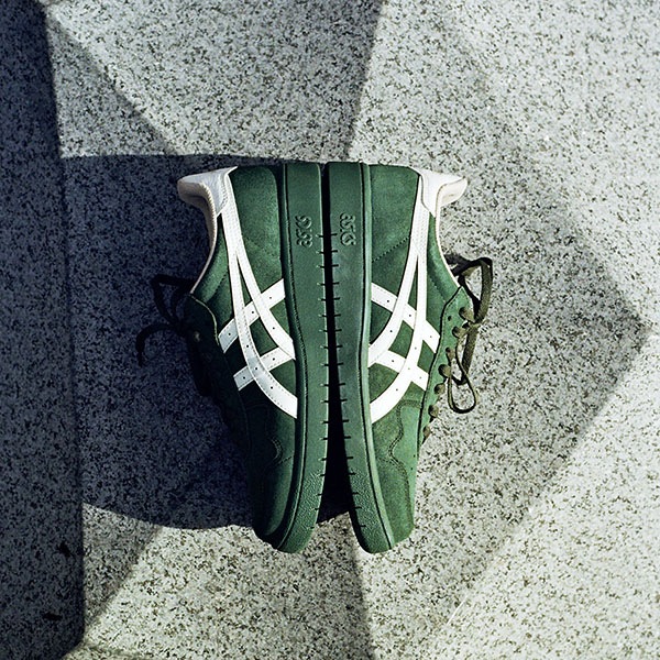 asics skatebording】 JAPAN PRO カラー： forest night/cream
