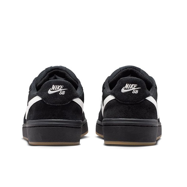 NIKE SB】CODE 58 カラー： black/black/gum light brown IB0108-001