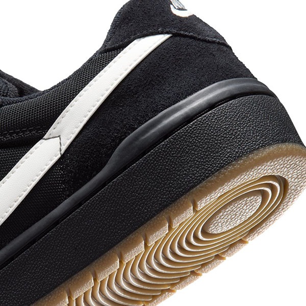 NIKE SB】CODE 58 カラー： black/black/gum light brown IB0108-001