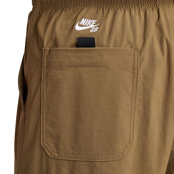 NIKE SB】DF KEARNY CARGO PANTS カラー：mosswood brown/white FV7348