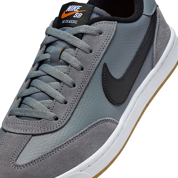 NIKE SB FC CLASSIC クラシック　スケートボード　スケボー NIKE SB FC クラシック BLACK/ANTHRACITE-BLACK | 東京の