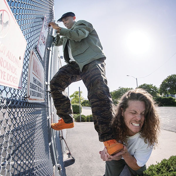 【VANS×Atiba Jefferson】SKATE HAZE MILITARY by Atiba Jefferson カラー:pine forest バンズ アティバ・ジェファーソン ジャケット アウター スケートボード スケボー SKATEBOARD SHOES