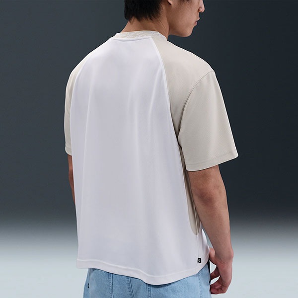 【NIKE SB】Dri-FIT KNIT SKATEBOARD JERSEY カラー：white/light bone HJ2957-100　ナイキ エスビー 半袖 スケートボード スケボー SKATEBOARD