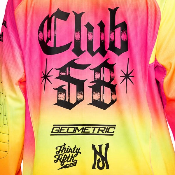 NIKE SB】NIKE SB CLEANSHT KEEPER JERSEY カラー：hyper pink IQ6595