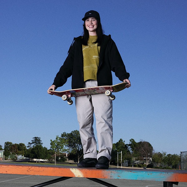 【VANS×Atiba Jefferson】SKATE HAZE LOOSE CHINO by Atiba Jefferson カラー：mushroom　バンズ アティバ・ジェファーソン パンツ カーゴパンツ スケートボード スケボー  SKATEBOARD SHOES