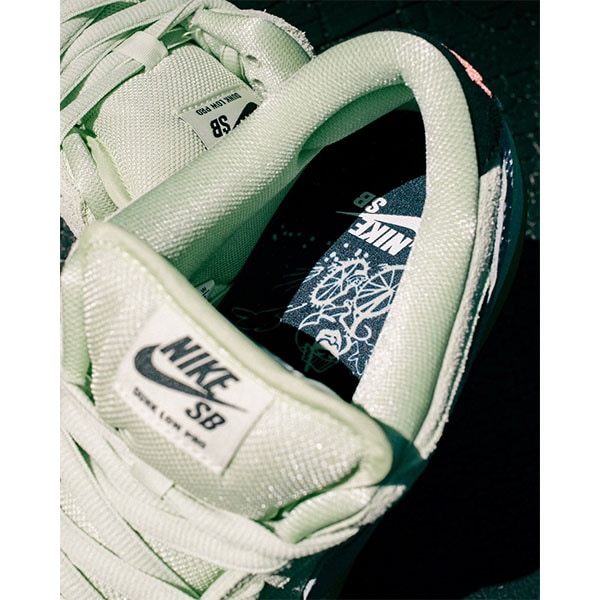 NIKE SB】DUNK LOW PRO PREMIUM カラー： lt liquid lime/wolf