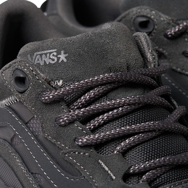 VANS×Atiba Jefferson】SKATE 2 WAYVEE WAFFLECUP by Atiba Jefferson