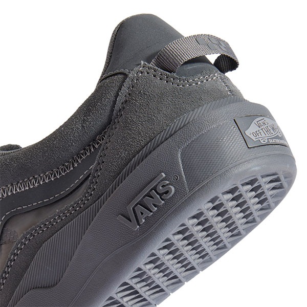 VANS×Atiba Jefferson】SKATE 2 WAYVEE WAFFLECUP by Atiba Jefferson