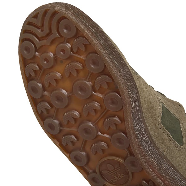 【adidas skateboarding】ALOHA SUPER KJ0281 カラー:olive strata/core black/gum アディダス スケボー シューズ 靴 スニーカー SKATEBOARD SHOES