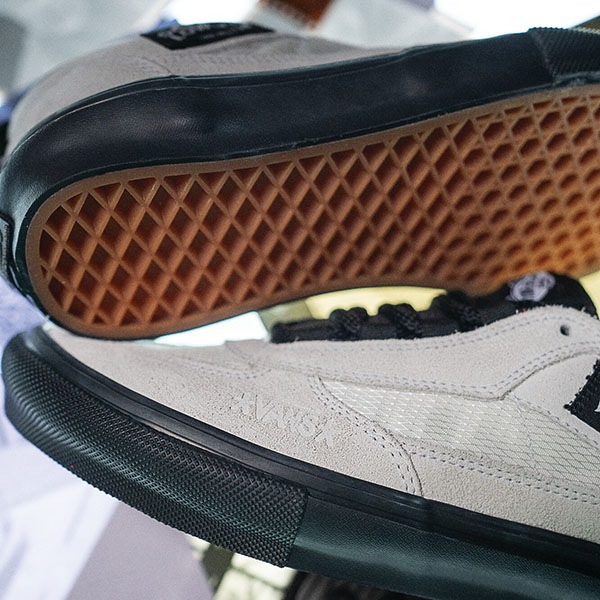 【VANS×Atiba Jefferson】SKATE SAFE LOW by Atiba Jefferson カラー：bone white/black　バンズ アティバ・ジェファーソン シューズ 靴 スニーカー スケートボード スケボー  SKATEBOARD SHOES