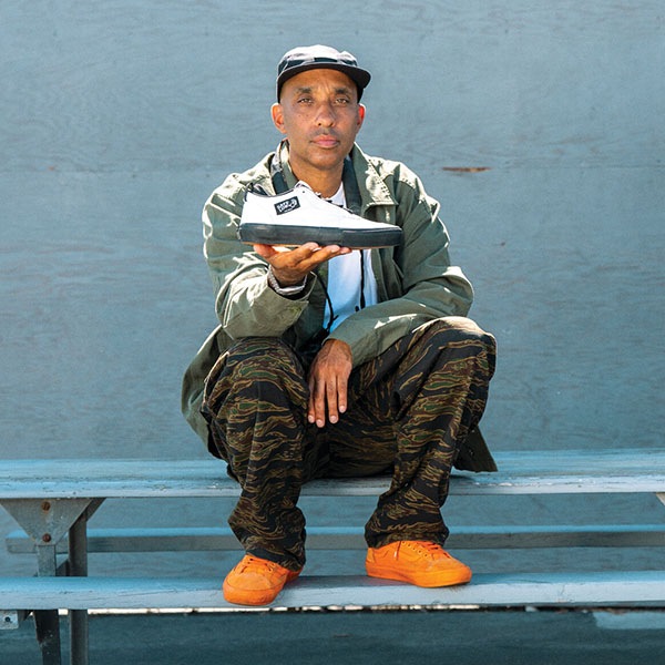 【VANS×Atiba Jefferson】SKATE SAFE LOW by Atiba Jefferson カラー：bone white/black　バンズ アティバ・ジェファーソン シューズ 靴 スニーカー スケートボード スケボー  SKATEBOARD SHOES