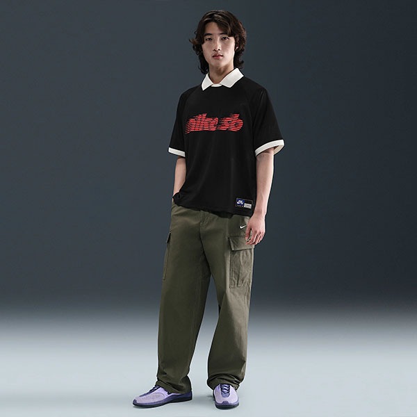 NIKE ナイキ　スケートボードパンツ　　総柄　ビビットカラー　スケボー NIKE ナイキ スケートボードパンツ 総柄 ビビットカラー
