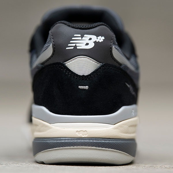【NEW BALANCE NUMERIC】Andrew Reynolds NM933 カラー：black with eclipse(BNT)　ニューバランス ヌメリック アンドリュー・レイノルズ スケートボード スケボー シューズ 靴 スニーカー SKATEBOARD SHOES
