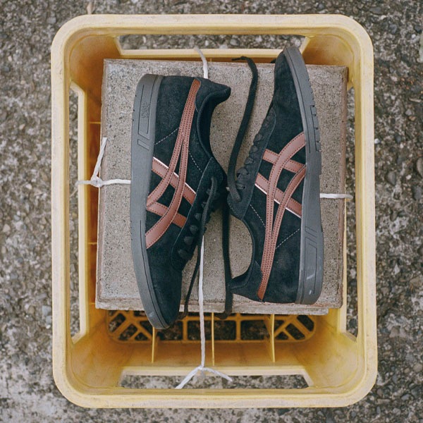 【asics skatebording】 GEL-VICKKA PRO  カラー：black/reddish brown  アシックス スケートボーディング  スケートボード スケボー  シューズ 靴 スニーカー  SKATEBOARD SHOES