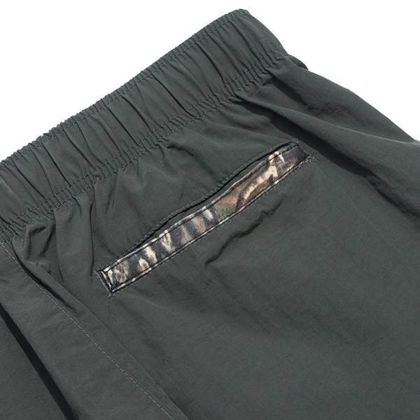 COCKROACH】G CAMO NYLON PANTS 1.5 olive コックローチパンツ