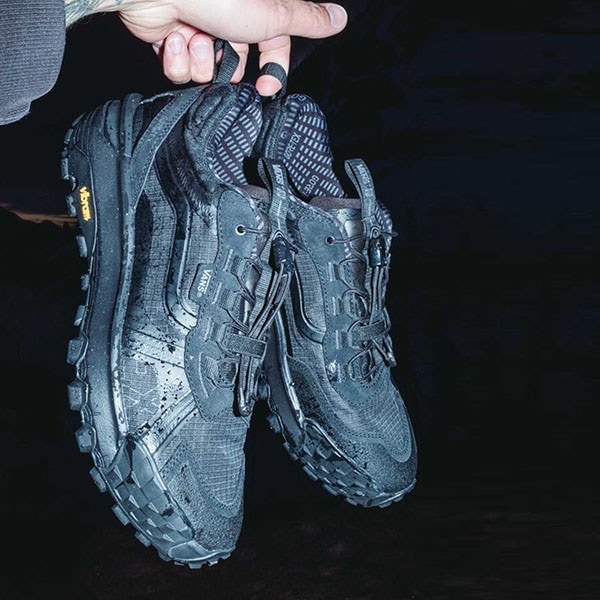 【VANS】CROSSPATH XC GORE-TEX black out　バンズ シューズ 靴 スニーカー SKATEBOARD SHOES