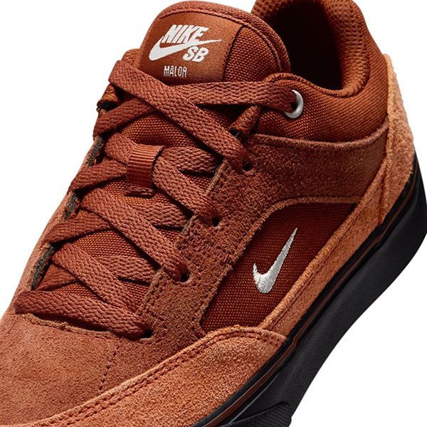 【NIKE SB】MALOR (GS) カラー：cinnamon/dark russet/black/light bone HF1205-200　ナイキ エスビー キッズ スケートボード スケボー シューズ 靴 スニーカー SKATEBOARD SHOES