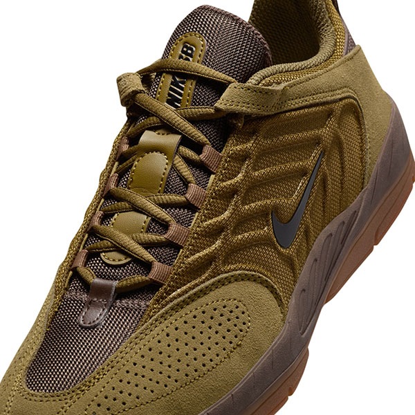 NIKE SB】VERTEBRAE カラー：olive flak/baroque brown/mosswood