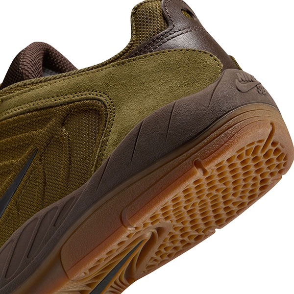 【NIKE SB】VERTEBRAE カラー：olive flak/baroque brown/mosswood brown/black FD4691-301　ナイキ エスビー スケートボード スケボー シューズ 靴 スニーカー SKATEBOARD SHOES