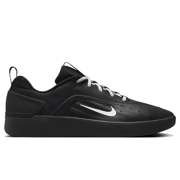 【NIKE SB】 ZOOM NYJAH 4 カラー:black/white-black FQ1273-002 ナイキ エスビー ナイジャ・ヒューストン スケートボード スケボー シューズ 靴 スニーカー SKATEBOARD SHOES
